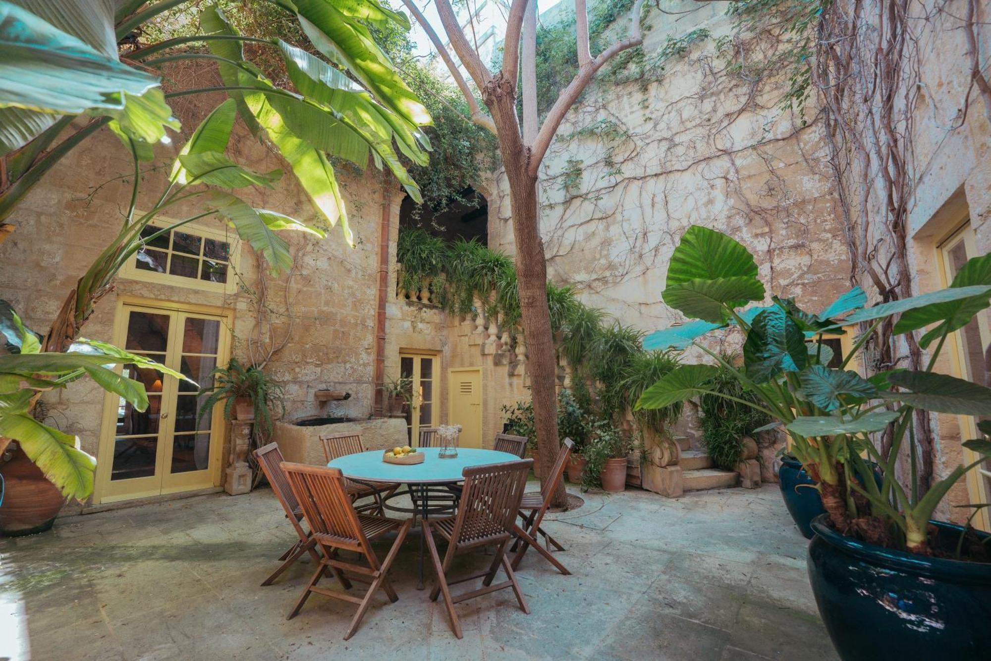 Casa San Rocco - Luxurious Grand 18Th C. Palace With Gardens & Pool Ghaxaq Ngoại thất bức ảnh
